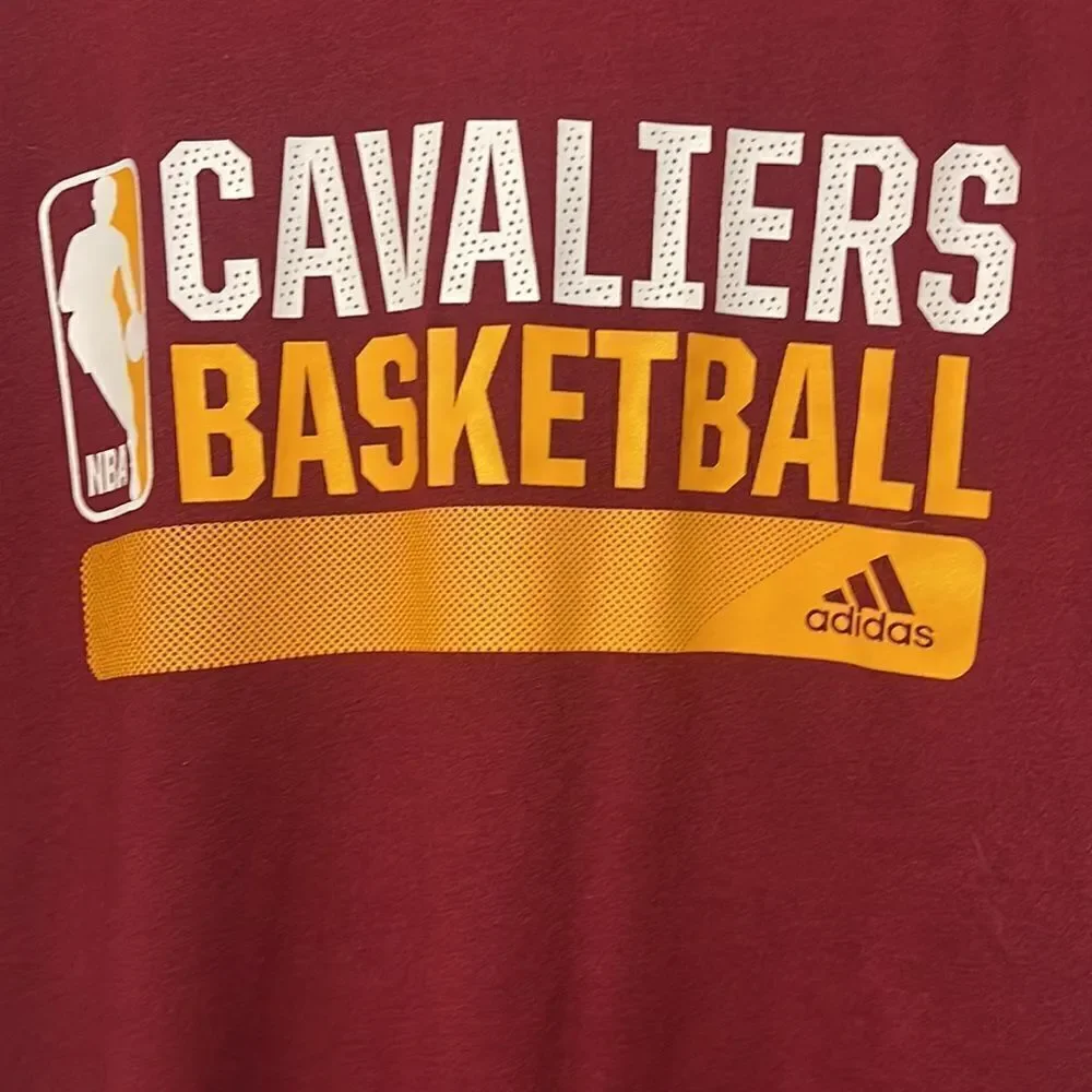 Adidas Cavaliers Basketball Tshirt large
